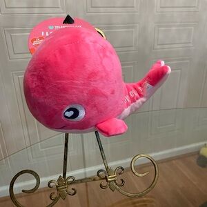 Beautiful FuzzYard Pink Whale 🐳 💕 10” Dog Toy Squeaker  New